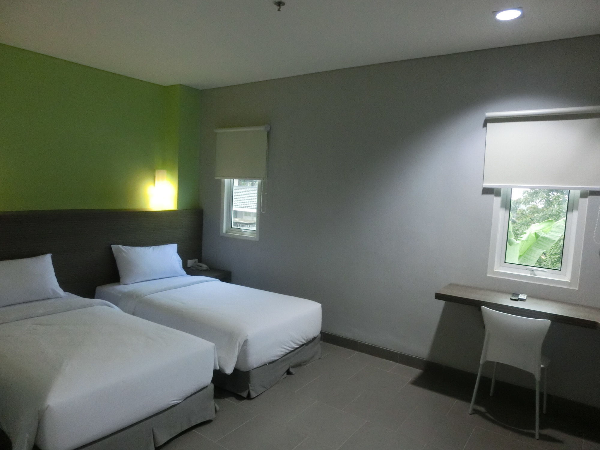 Izi Hotel 2*